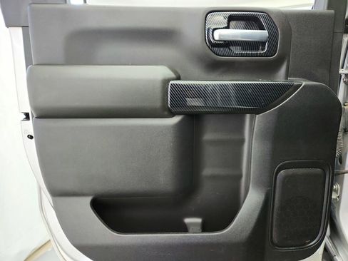 Used 2021 Chevrolet Silverado 2500 LT AWD/4WD image 22
