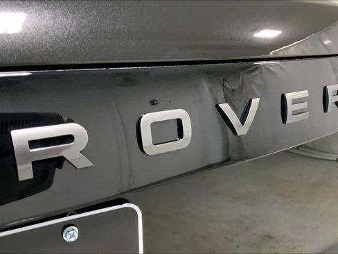 Used 2023 Land Rover Range Rover SE image 10