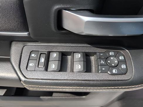 Used 2025 RAM 2500 Big Horn image 16