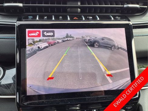 Used 2024 Jeep Grand Cherokee Trailhawk w/ Luxury Tech Group III AWD/4WD image 20
