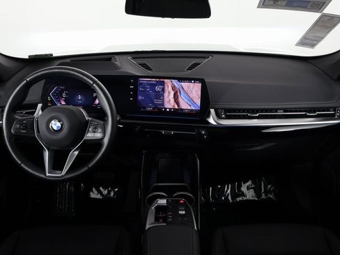 Used 2025 BMW X1 xDrive28i w/ Premium Package image 8
