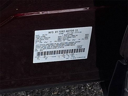 Used 2022 Lincoln Nautilus Reserve image 29