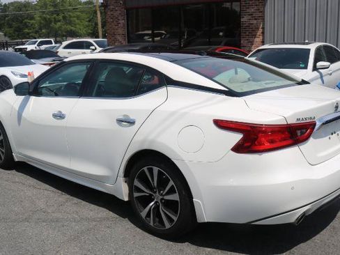 Used 2018 Nissan Maxima Platinum FWD image 5