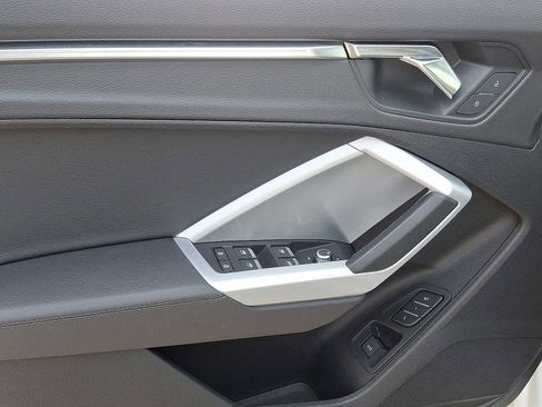 Certified 2022 Audi Q3 2.0T Premium Plus image 10