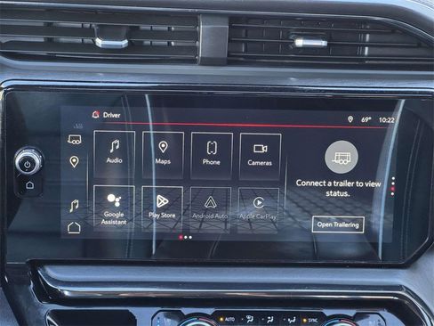 Used 2023 GMC Sierra 1500 AT4X image 3