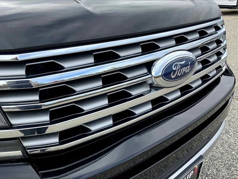 Used 2018 Ford Expedition Limited image 31