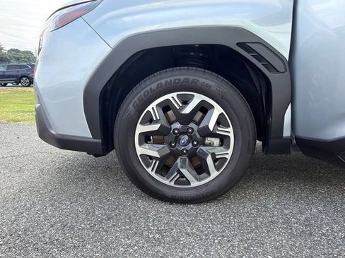 Used 2025 Subaru Forester Premium w/ Convenience Package #1 AWD/4WD image 26