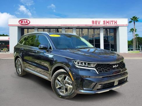 Certified 2023 Kia Sorento EX FWD image 1