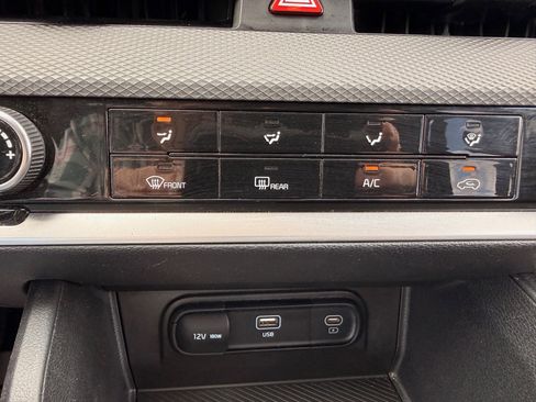 Used 2024 Kia Sportage LX image 15