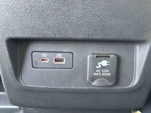 Certified 2025 Nissan Frontier SV w/ SV Convenience Package RWD image 21