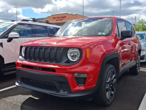 Used 2021 Jeep Renegade Sport image 3