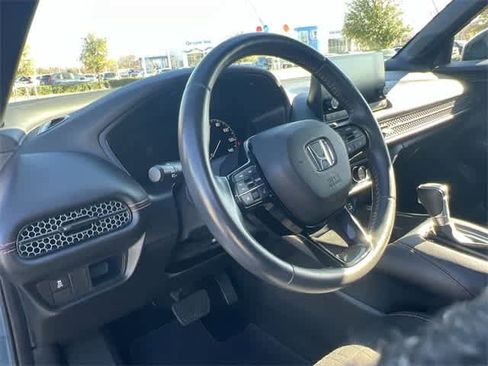 Used 2024 Honda HR-V Sport image 15