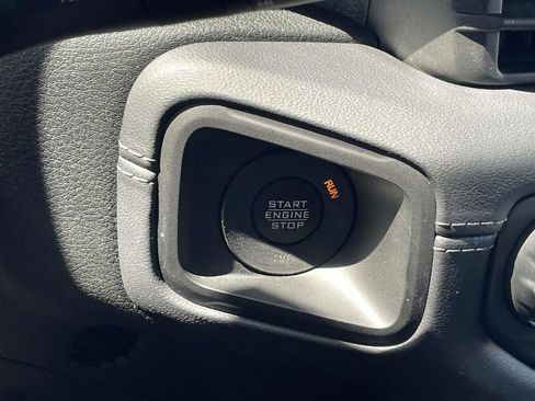 Certified 2024 Jeep Wrangler Unlimited Rubicon image 34