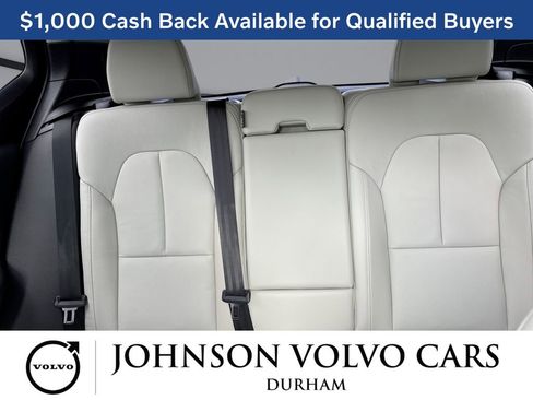 New 2026 Volvo XC40 B5 Plus w/ Protection Package Premier AWD/4WD image 23