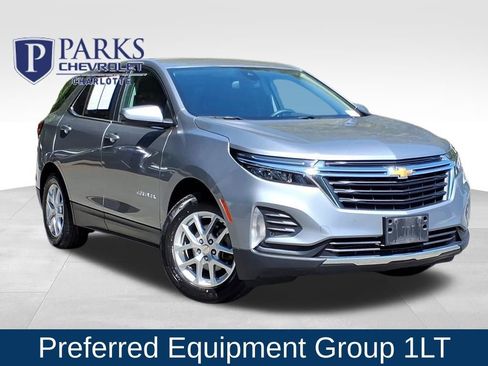 Used 2024 Chevrolet Equinox LT FWD image 1