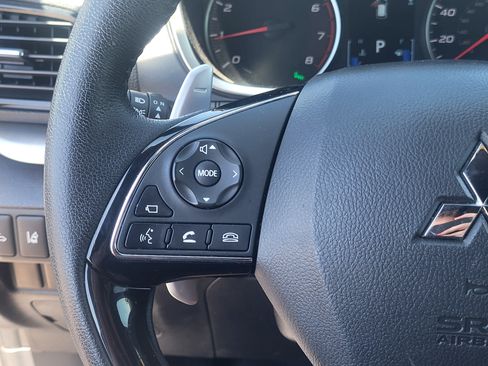 Used 2022 Mitsubishi Eclipse Cross AWD image 13