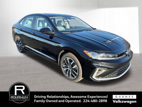 New 2026 Volkswagen Jetta SE image 2