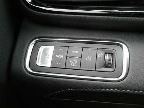 New 2026 Buick Enclave Sport Touring w/ Super Cruise Package image 17