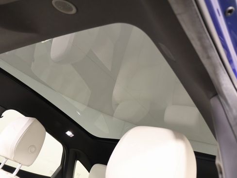 Used 2021 Jaguar E-PACE SE image 15