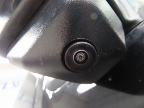 Used 2025 Ford F250 Lariat w/ Black Appearance Package image 46