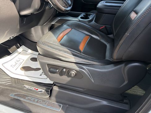 Used 2020 GMC Sierra 1500 AT4 w/ AT4 Premium Package image 15
