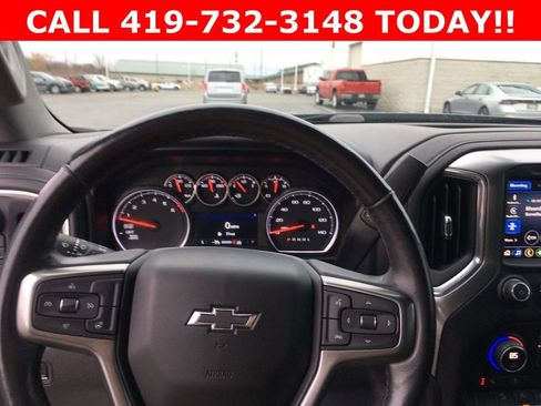 Used 2021 Chevrolet Silverado 1500 LT Trail Boss w/ Convenience Package II image 6