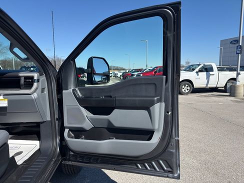 New 2026 Ford F350 XL w/ XL Chrome Package image 15