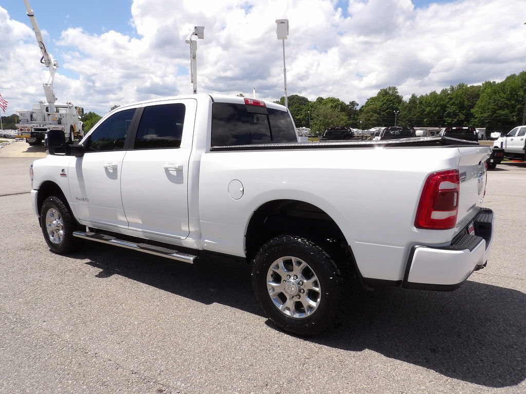 Used 2023 RAM 2500 Laramie AWD/4WD image 4