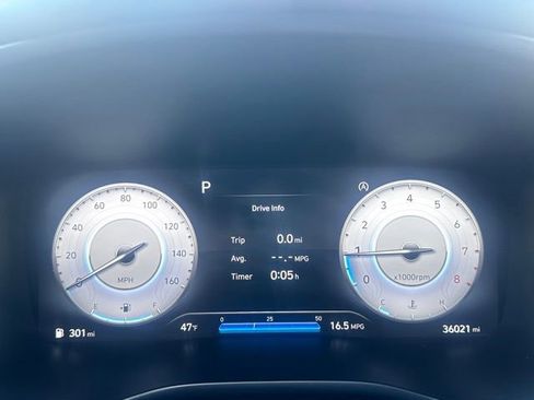 Used 2022 Hyundai Santa Fe SEL w/ Convenience + Premium Package image 11