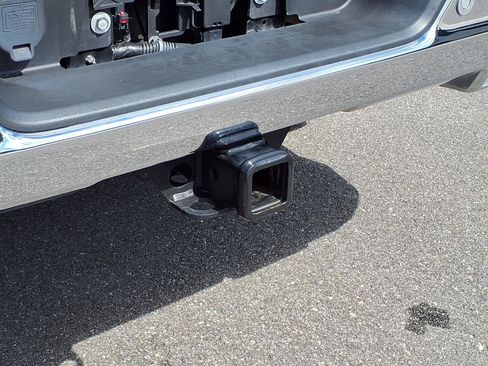 Used 2023 Chevrolet Silverado 1500 LTZ AWD/4WD image 6
