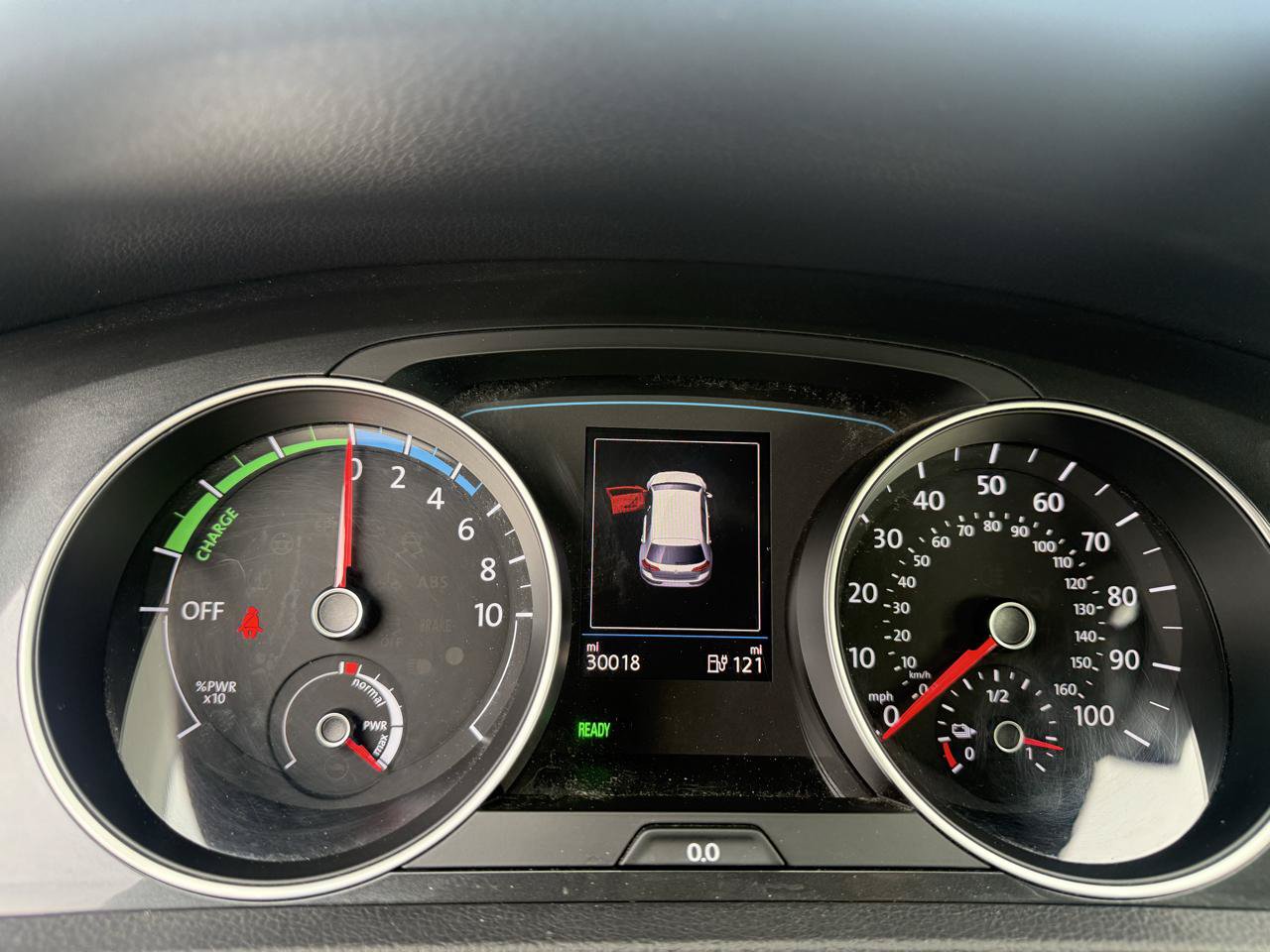 Used 2019 Volkswagen e-Golf SE w/ Driver Assistance Package FWD image 19