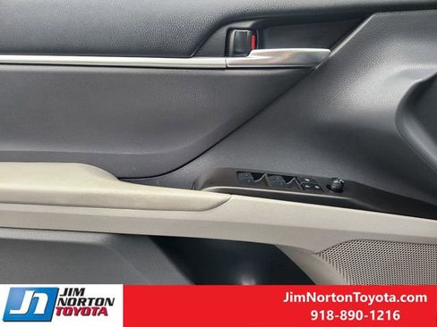 Used 2023 Toyota Camry LE FWD image 24