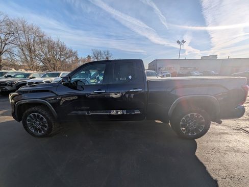 Used 2022 Toyota Tundra Limited image 3