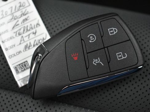 New 2026 GMC Terrain AT4 w/ LPO, Floor Liner Package image 33