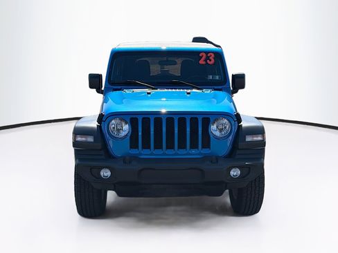 Used 2023 Jeep Wrangler Sport S image 3