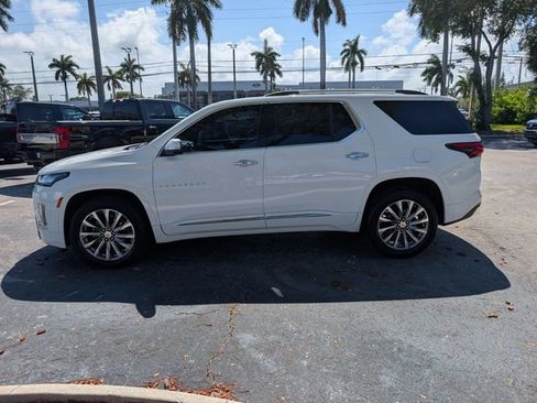 Certified 2023 Chevrolet Traverse Premier FWD image 4