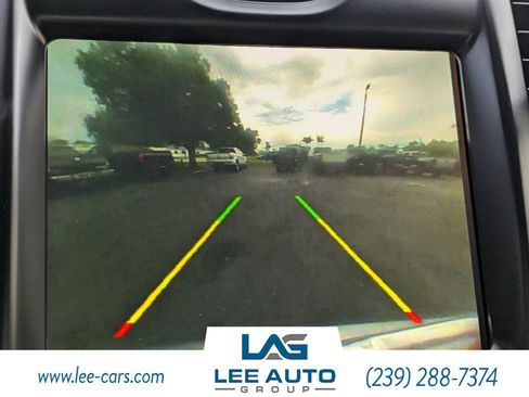 Used 2017 Chrysler 300 S RWD image 26