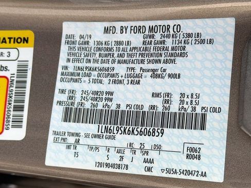 Used 2019 Lincoln Continental Select image 42