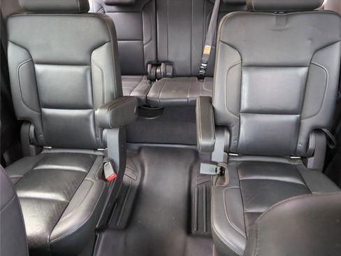 Used 2019 GMC Yukon XL SLT w/ Open Road Package image 25