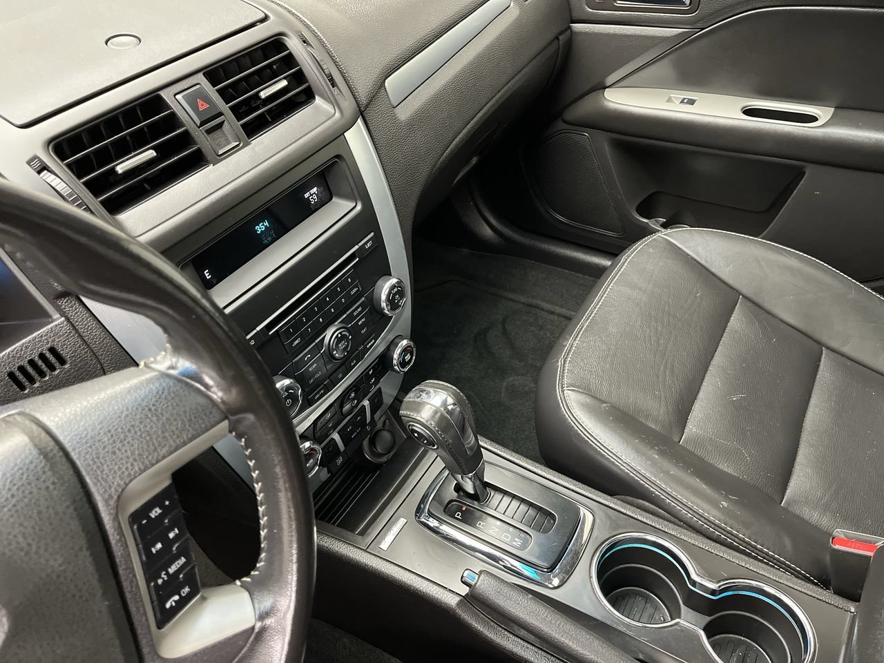 Used 2012 Ford Fusion SEL FWD image 18