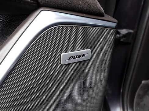 Used 2017 Cadillac Escalade Platinum image 32