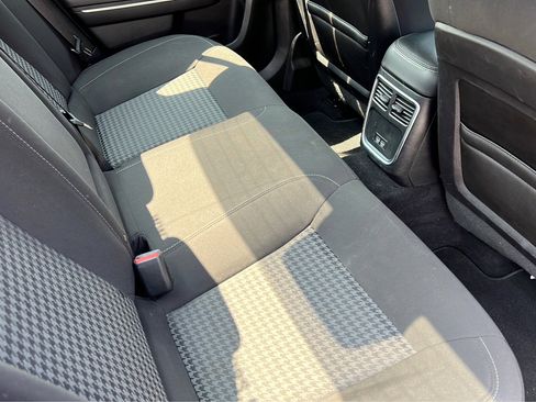 Used 2022 Dodge Charger GT image 19