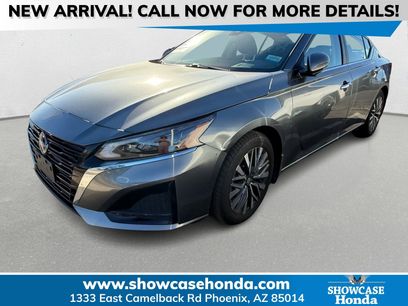 Used 2023 Nissan Altima 2.5 SV