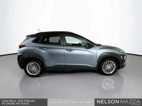 Used 2020 Hyundai Kona SEL w/ Cargo Package FWD image 5