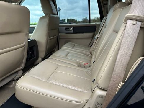 Used 2013 Ford Expedition XLT AWD/4WD image 12