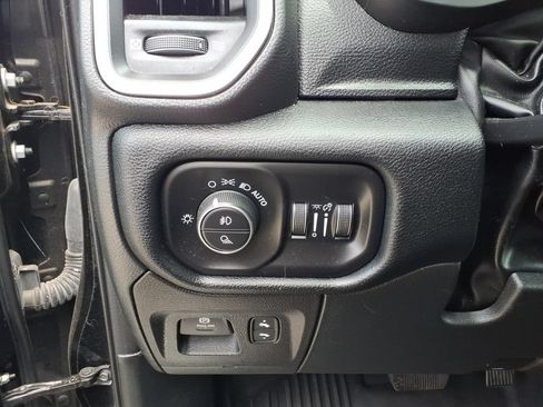 Used 2022 RAM 1500 Laramie RWD image 18