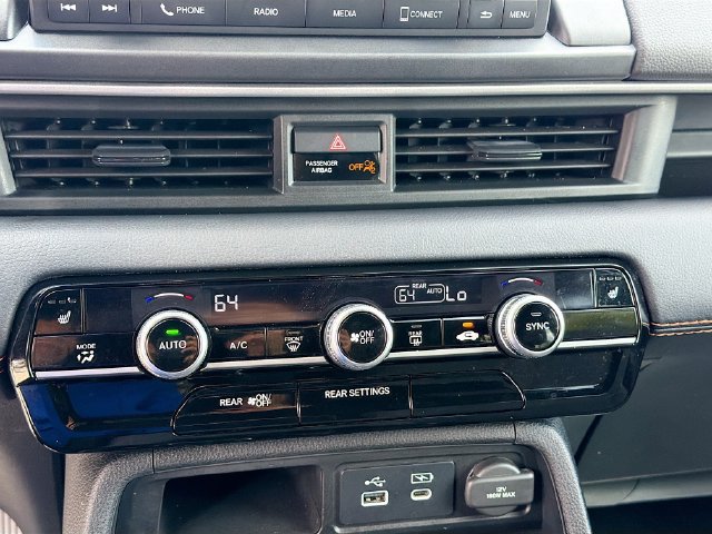 Used 2023 Honda Pilot Sport image 15