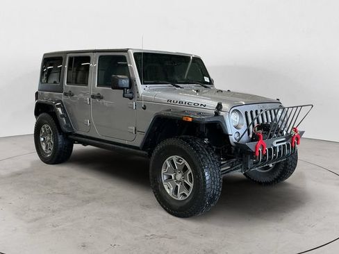Used 2018 Jeep Wrangler Unlimited Rubicon w/ Cold Weather Group AWD/4WD image 7