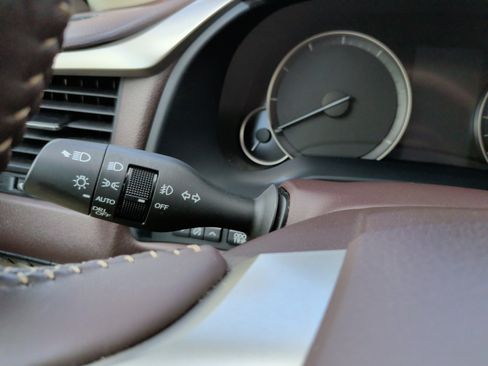 Used 2018 Lexus RX 350 FWD w/ Premium Package image 23