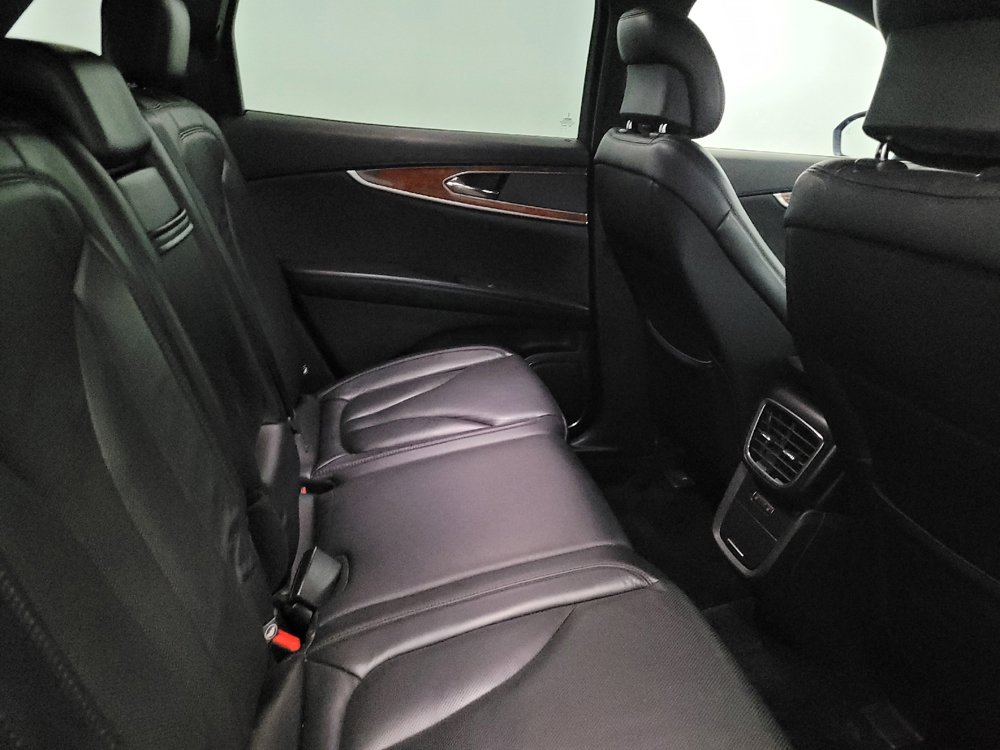 Used 2017 Lincoln MKX Reserve w/ Lincoln MKX Climate Package AWD/4WD image 19